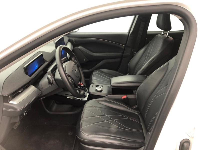 Ford Mustang Mach-E Standard Range 76 kWh 269 ch