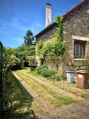 Maison en pierre - 78 m² - 6 pièces