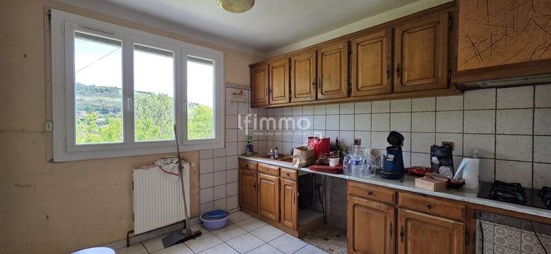 Maison - 92 m² - 4 pièces