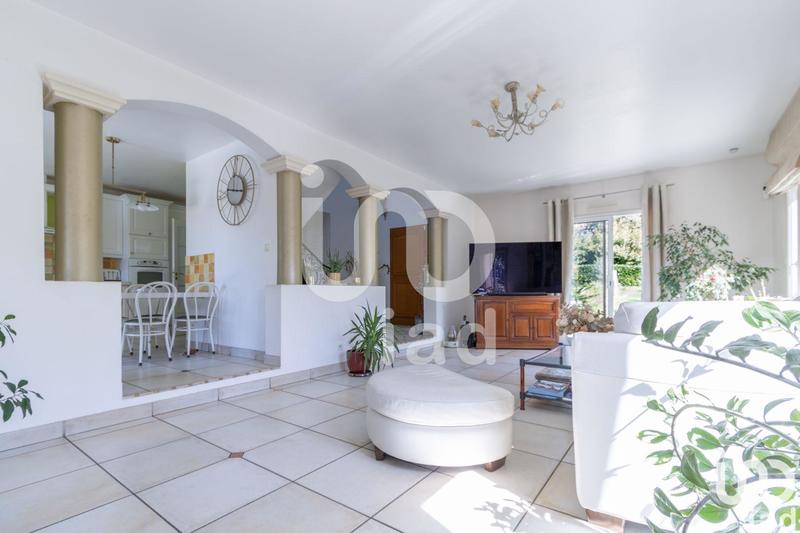 Maison - 194 m² - 6 pièces