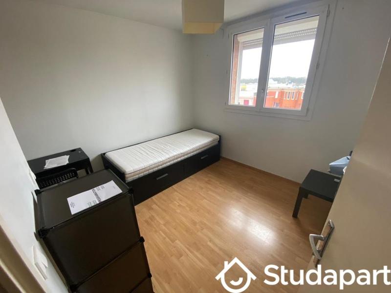 Chambre - 9 m² - 1 pièce