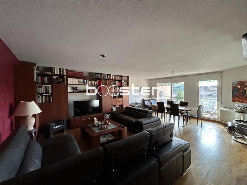 Appartement ancien - 105 m² - 4 pièces