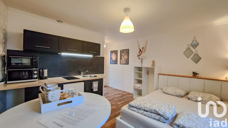 Maison - 251 m² - 9 pièces