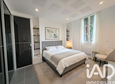 Appartement - 70 m² - 2 pièces