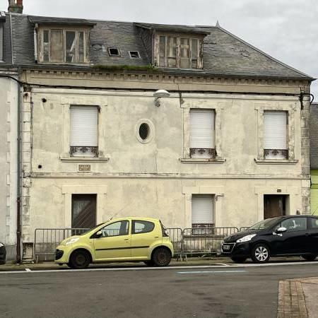 Maison - 100 m² - 6 pièces