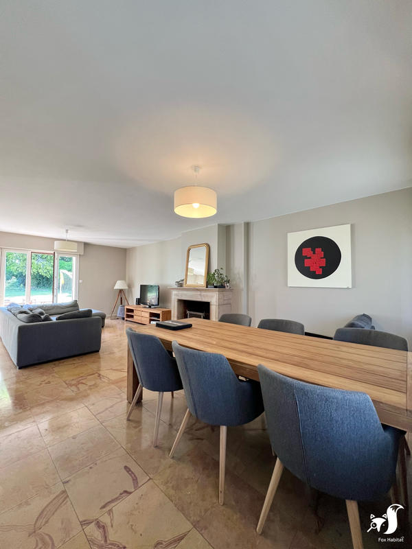 Maison - 195 m² - 7 pièces