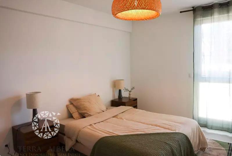 Appartement - 87 m² - 3 pièces