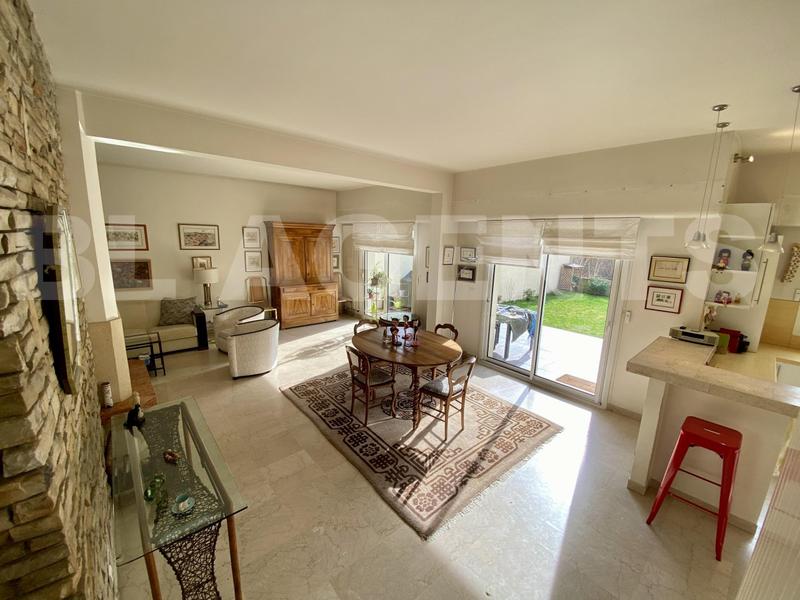 Maison d'architecte - 140 m² - 5 pièces