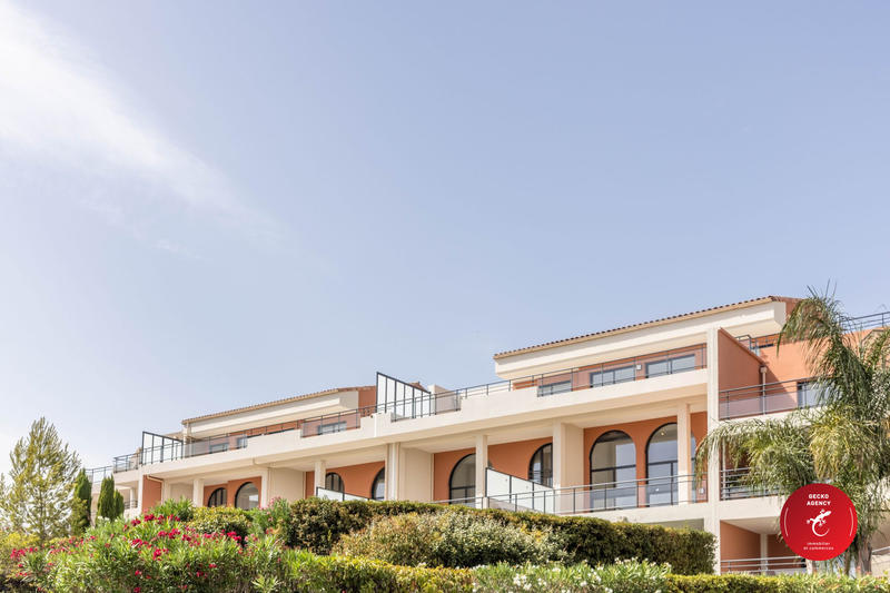 Appartement - 130 m² - 5 pièces