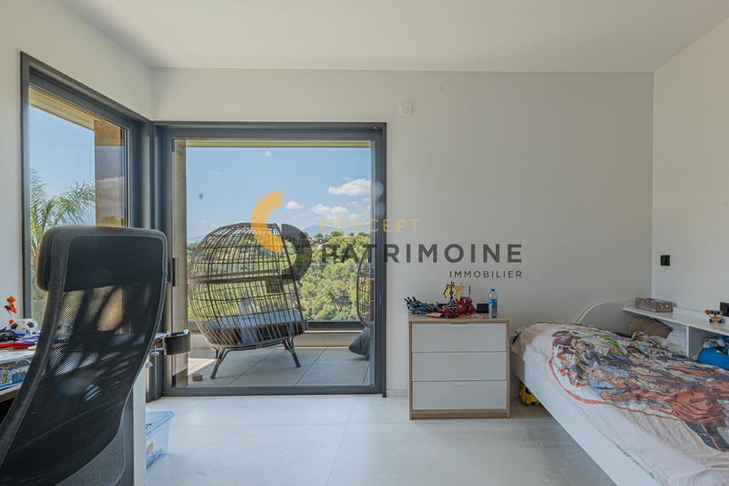 Maison contemporaine - 156 m² - 5 pièces