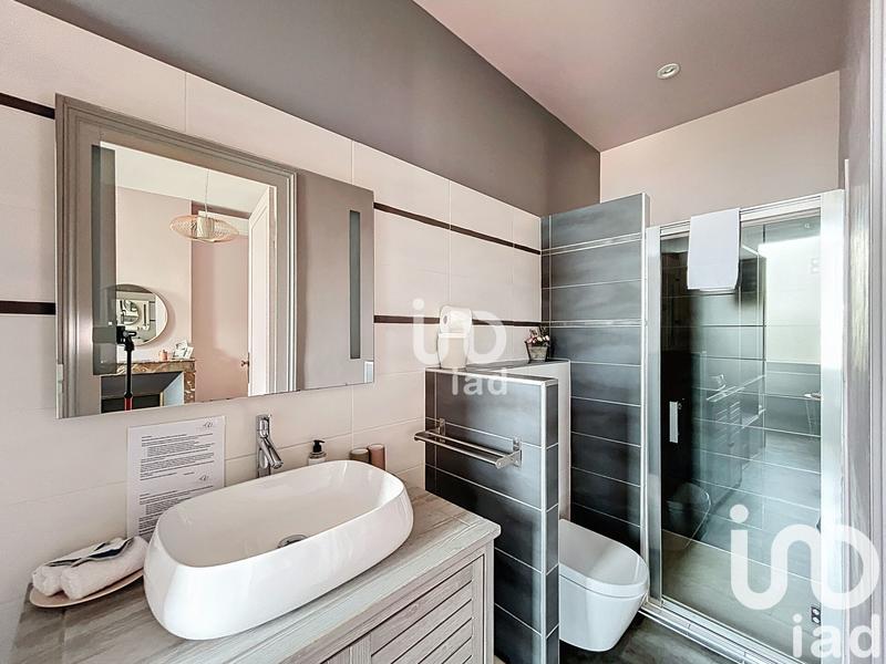 Maison - 432 m² - 10 pièces