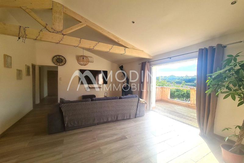 Appartement - 85 m² - 4 pièces