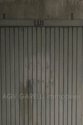 Parking / Garage - 15 m²