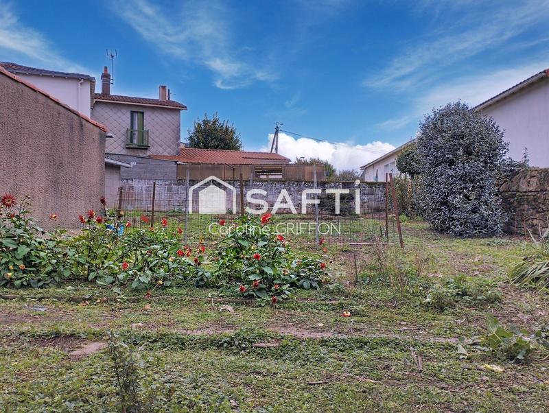 Maison - 97 m² - 4 pièces