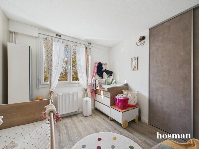 Appartement - 80 m² - 4 pièces