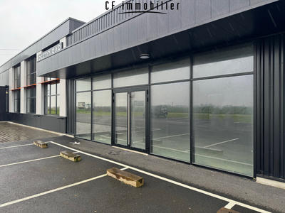 Local commercial - 145 m² - 1 pièce
