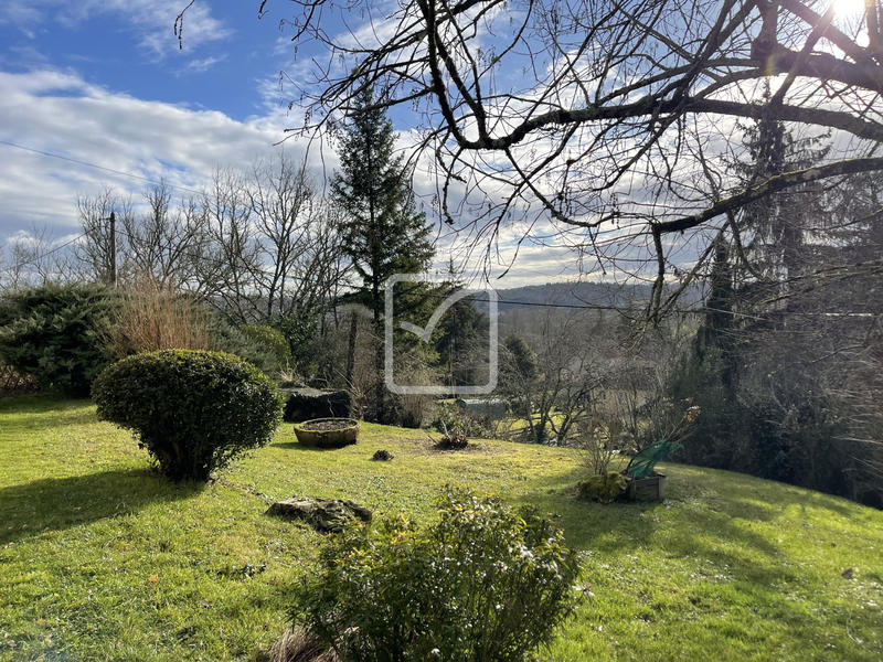 Maison - 170 m² - 7 pièces