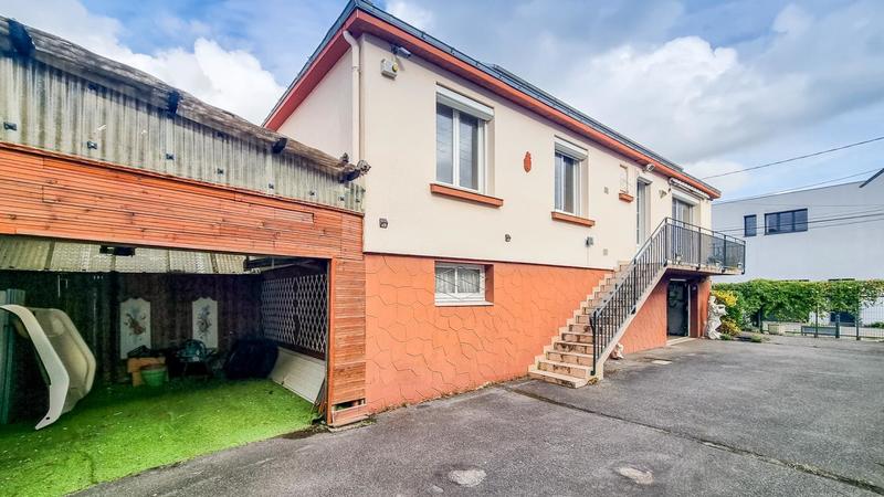 Maison - 100 m² - 4 pièces