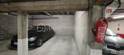 Parking - 13 m²