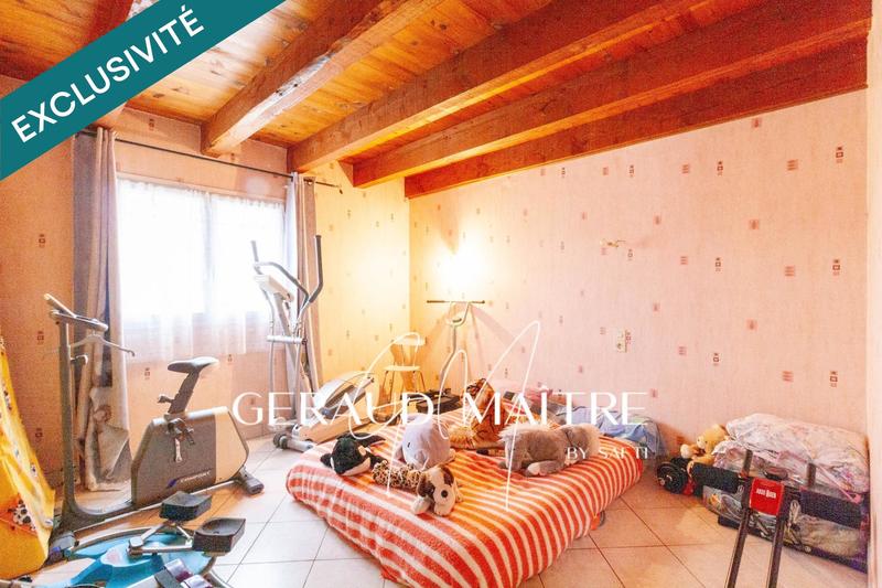 Maison - 236 m² - 11 pièces
