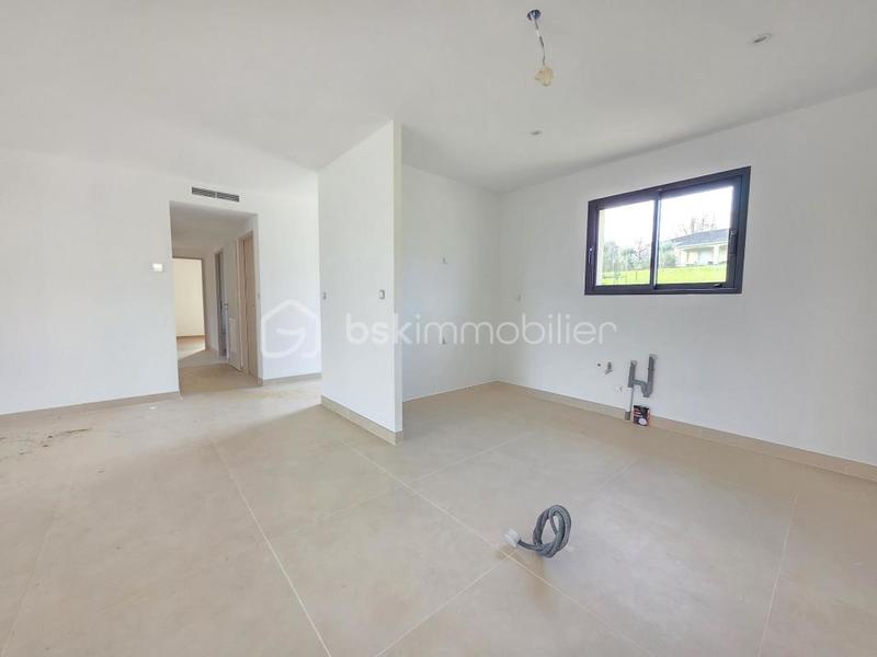 Maison - 91 m² - 4 pièces