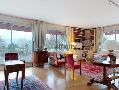 Appartement - 140 m² - 6 pièces