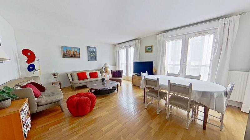 Appartement - 110 m² - 5 pièces