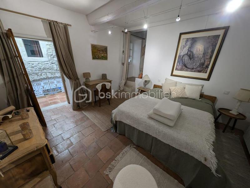 Maison de village - 265 m² - 8 pièces