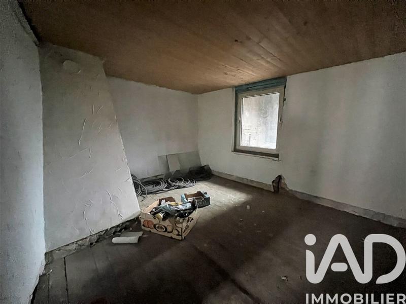 Maison - 96 m² - 6 pièces