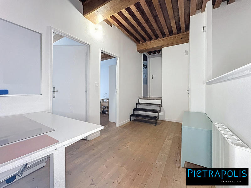 Appartement - 81 m² - 4 pièces