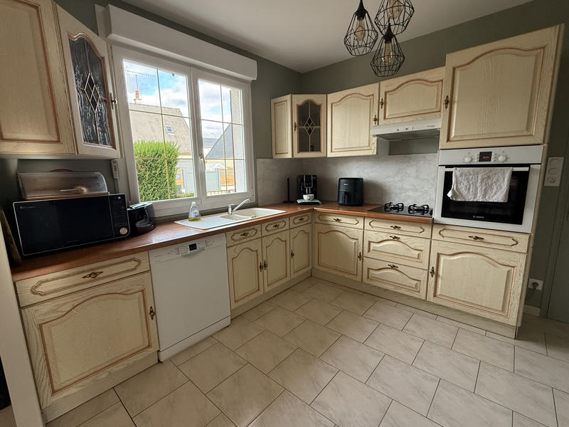 Maison - 88 m² - 5 pièces