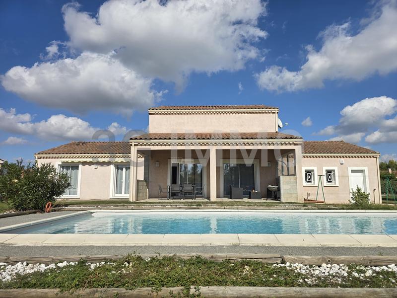Villa - 152 m² - 6 pièces