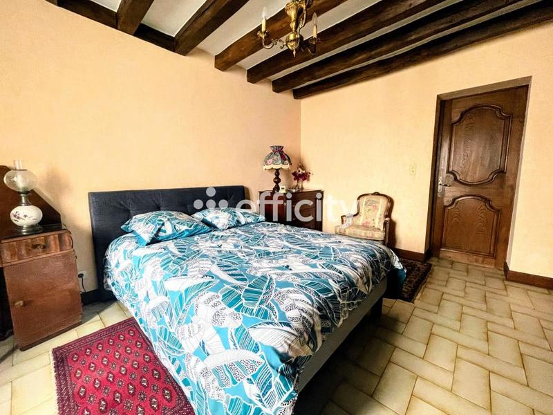 Maison - 215 m² - 8 pièces