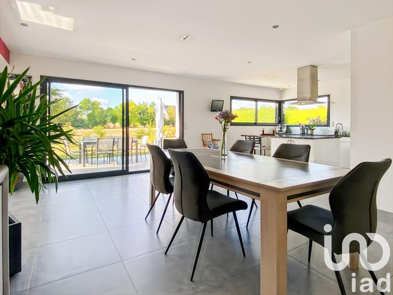 Maison - 143 m² - 5 pièces