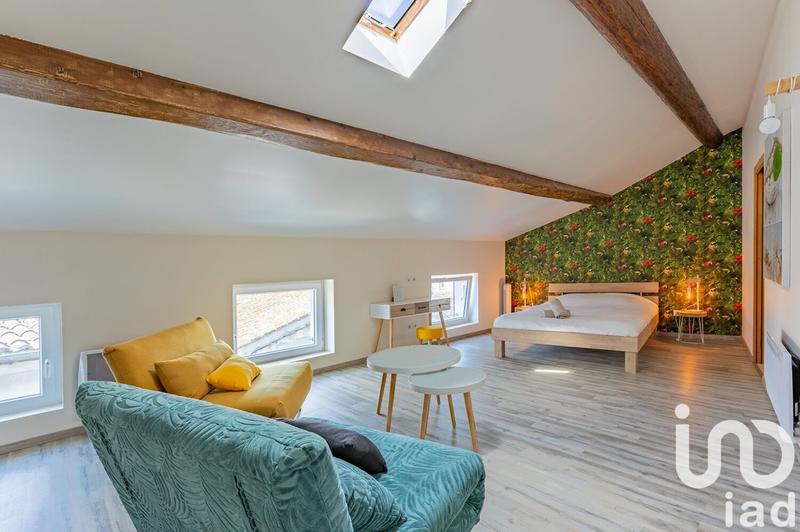 Maison de village - 241 m² - 5 pièces