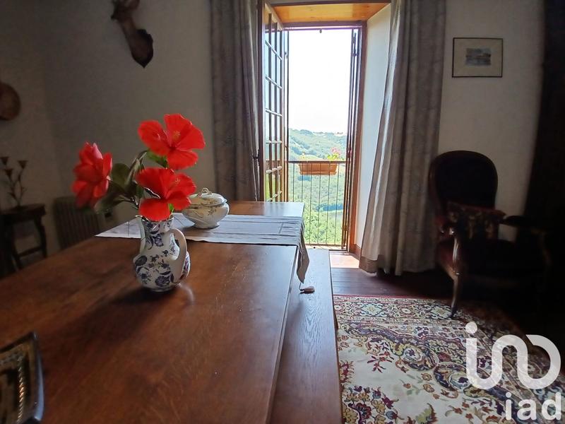 Maison de village - 200 m² - 6 pièces