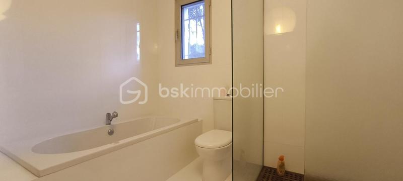 Propriété - 127 m² - 4 pièces