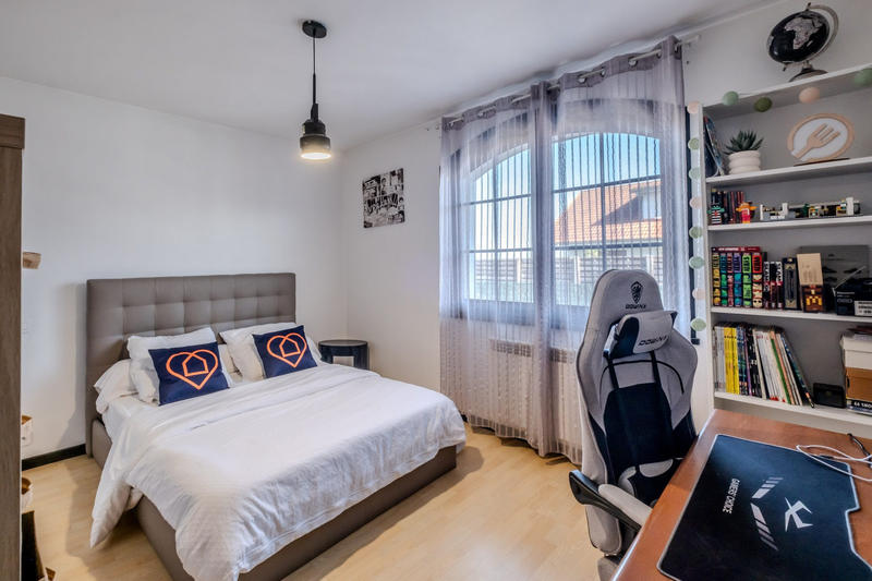 Maison - 206 m² - 7 pièces