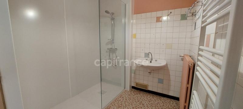 Maison - 96 m² - 5 pièces