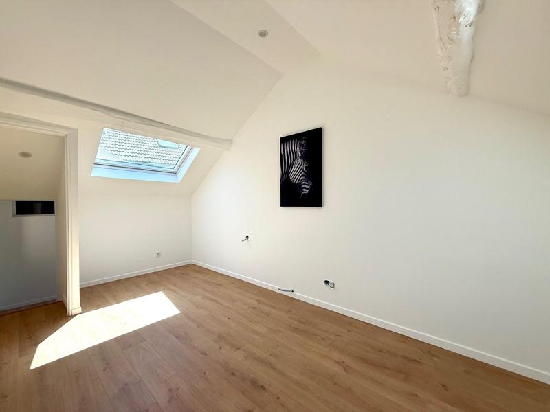 Maison ancienne - 177 m² - 8 pièces