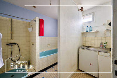 Local commercial - 190 m² - 6 pièces