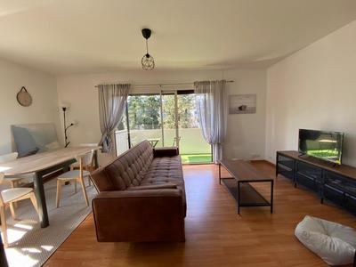 Appartement - 80 m² - 4 pièces