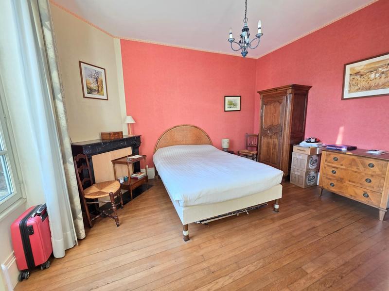 Appartement - 84 m² - 4 pièces