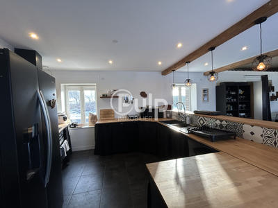 Maison de village - 140 m² - 6 pièces