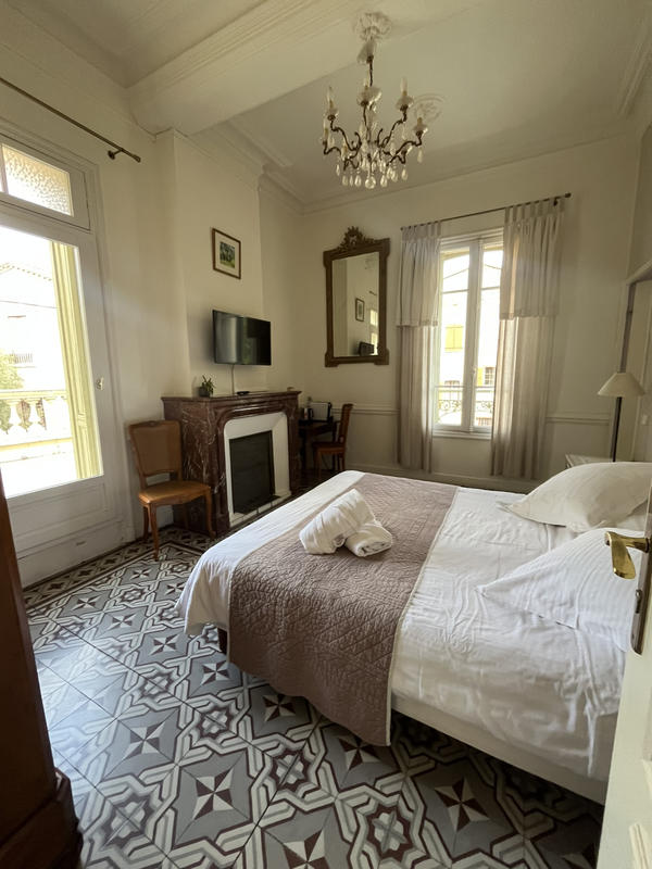 Propriété - 363 m² - 12 pièces