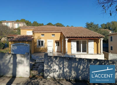 Maison - 101 m² - 5 pièces