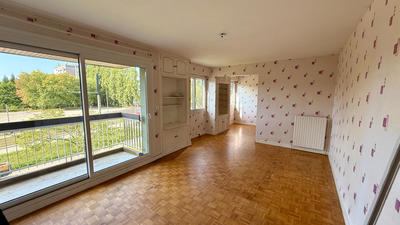 Appartement - 84 m² - 4 pièces