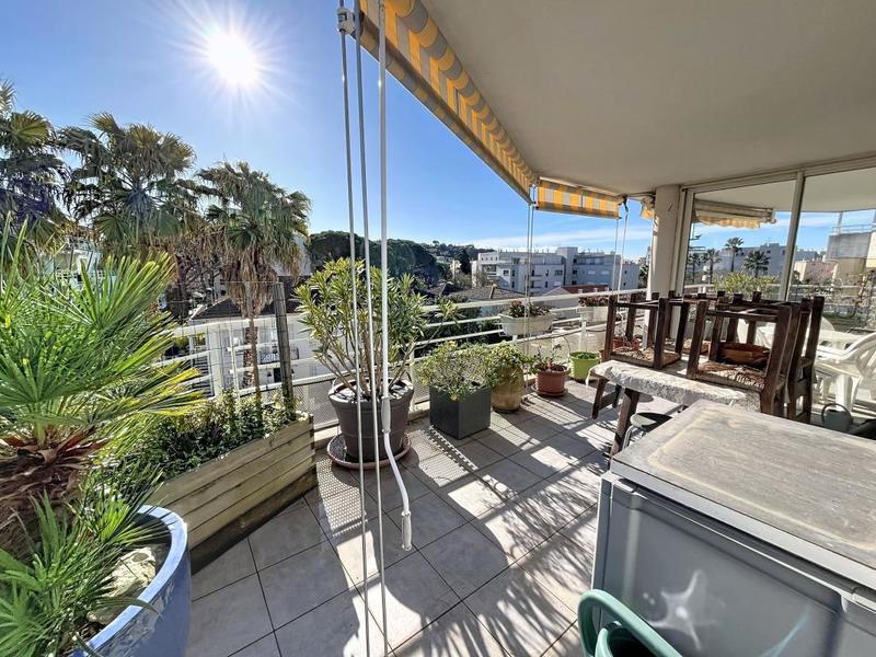 Appartement - 98 m² - 3 pièces