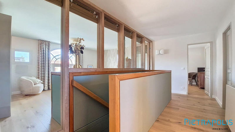 Maison - 170 m² - 6 pièces