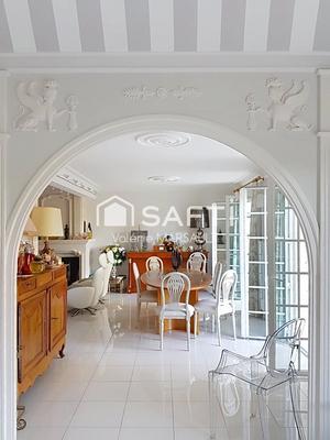 Maison - 111 m² - 6 pièces